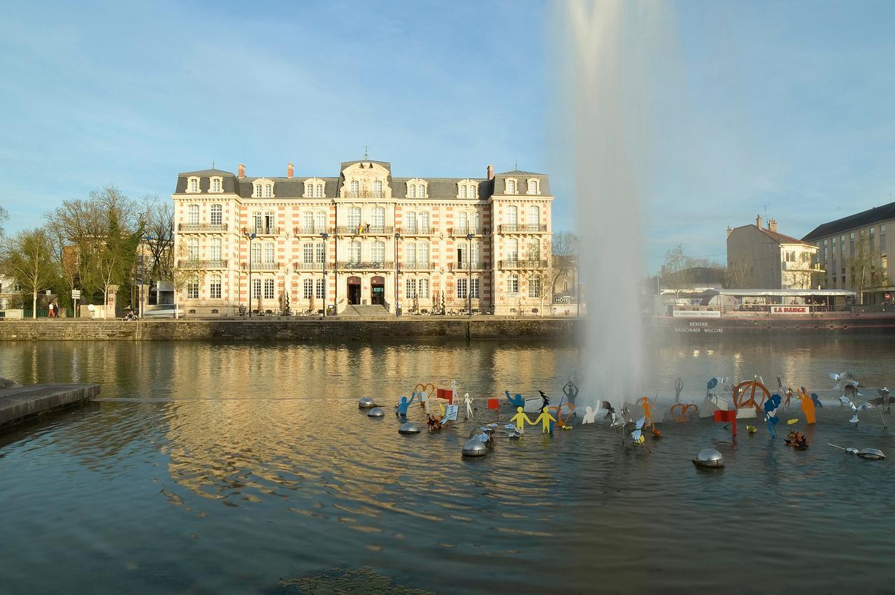 Les Jardins Du Mess Hotel Verdun-sur-Meuse Exterior foto